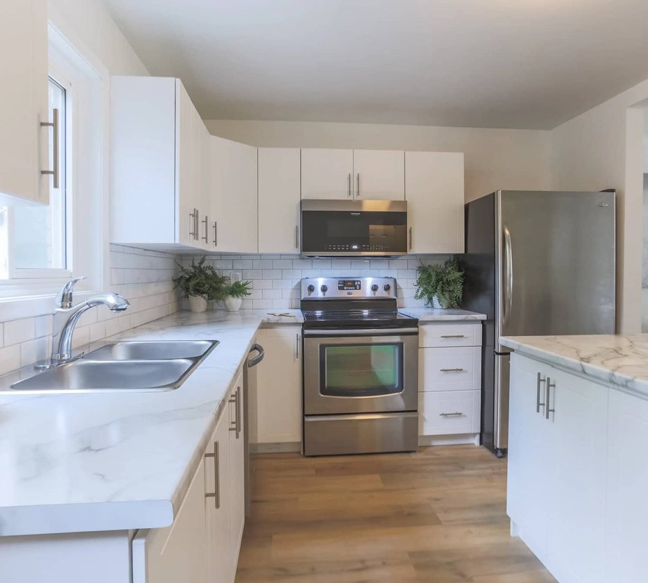Renovated white kitchen
